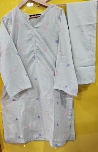 Embroiderd Stitched 2 pcs view 2