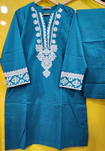 Embroiderd Stitched 2 pcs view 2