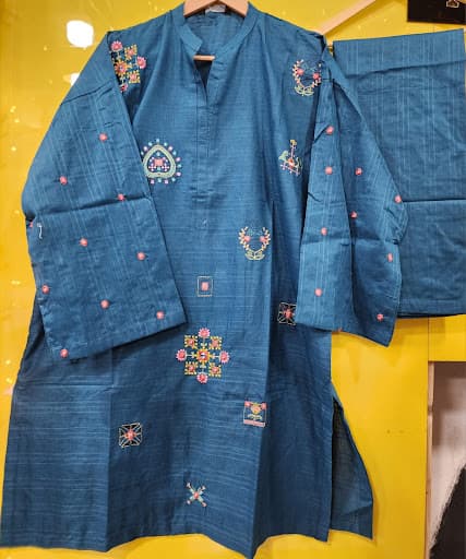Embroiderd Stitched 2 pcs view 2