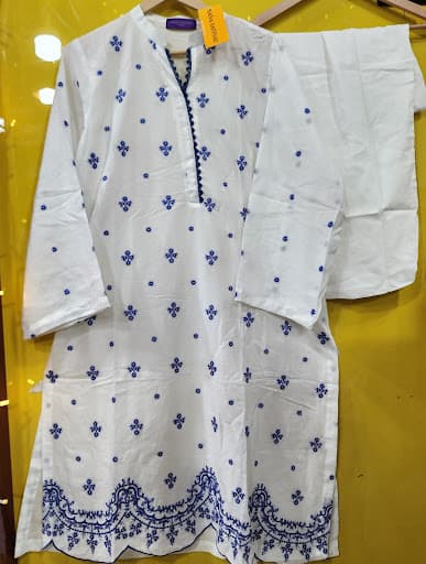 Embroiderd Stitched 2 pcs view 2