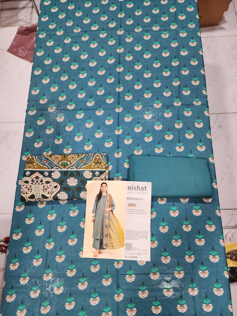 Unstitched Printed 3 Pcs Suit view 2